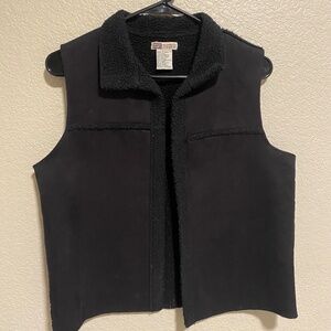 Faded Glory Black Sherpa Vest